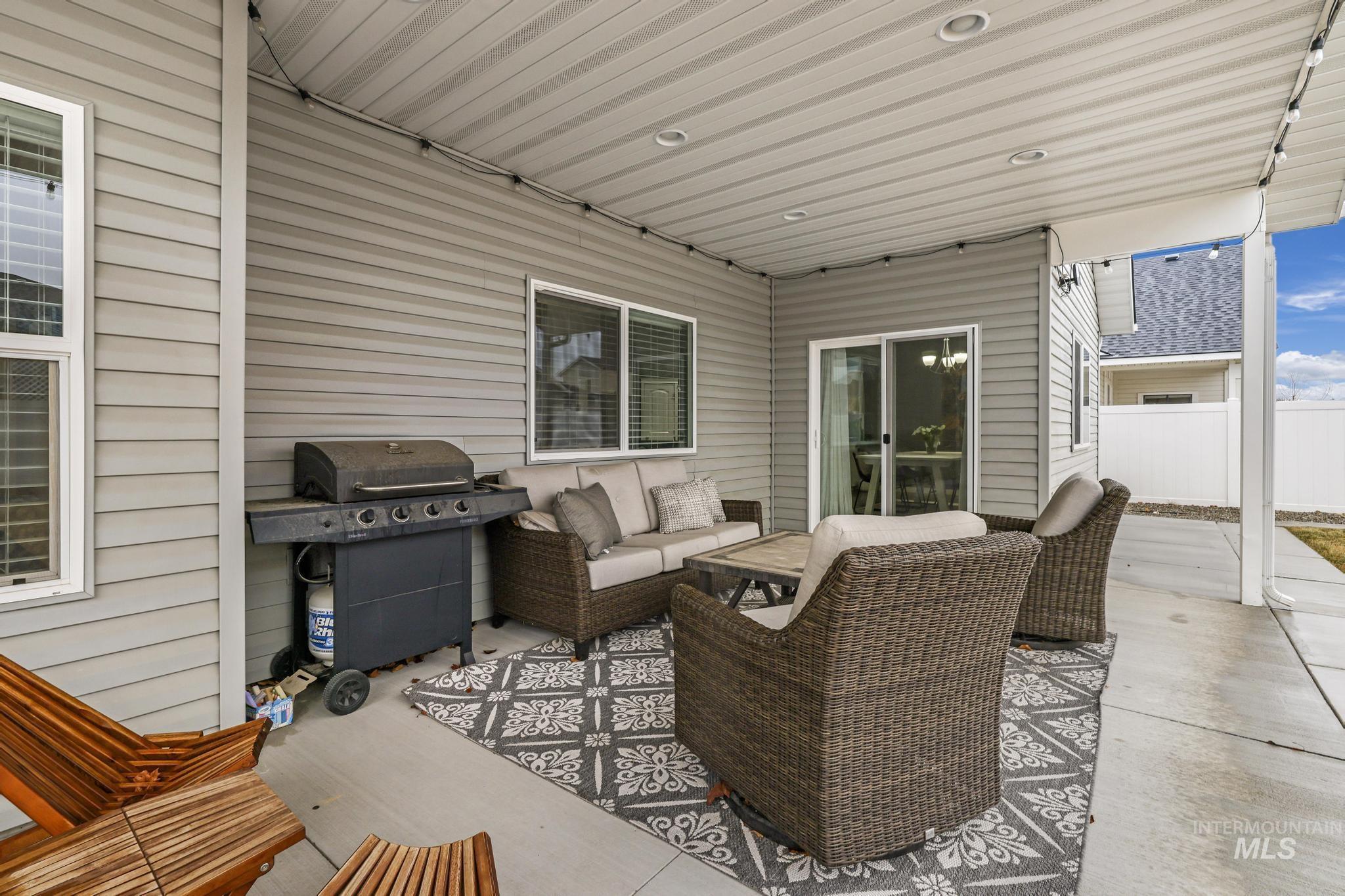 810 Sun Peak Way Property Photo 32
