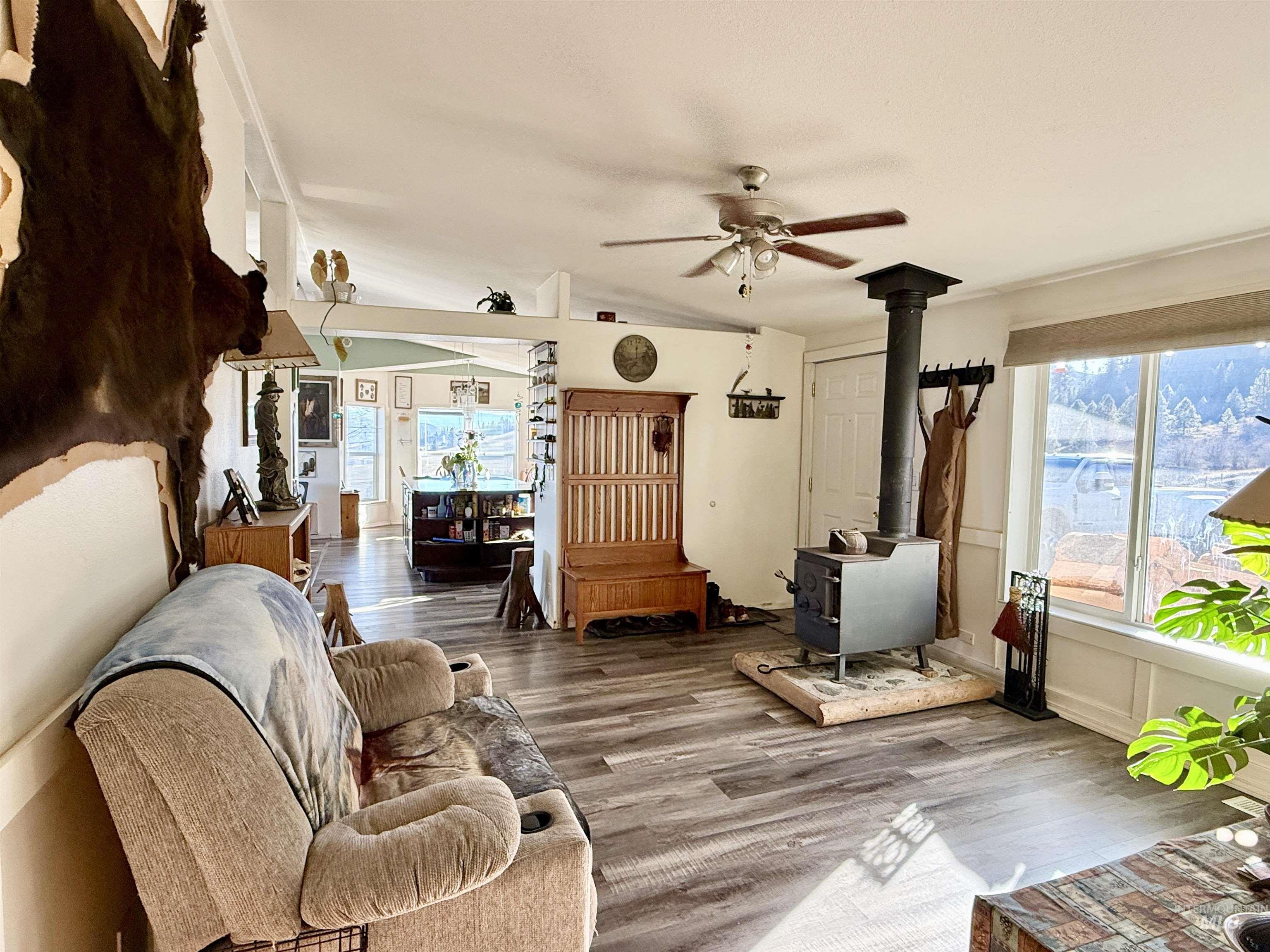 1731 Gibler Rd Property Photo 16