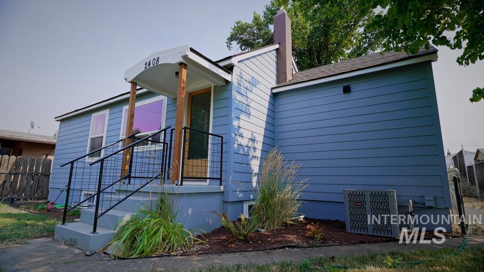 2408 11th Avenue Property Photo 2