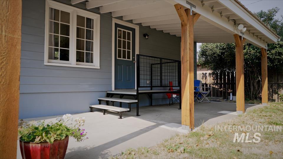 2408 11th Avenue Property Photo 6