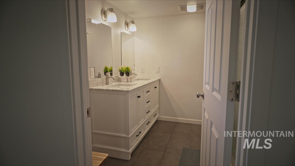 2408 11th Avenue Property Photo 24