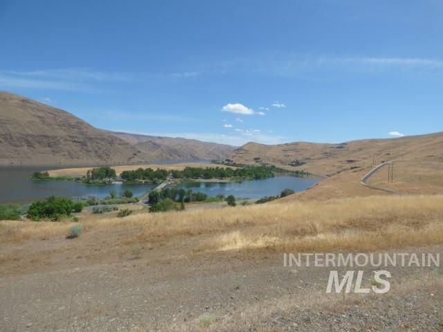 578 Silcott Road Property Photo 20