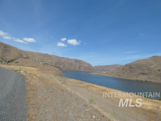 578 Silcott Road Property Photo 22