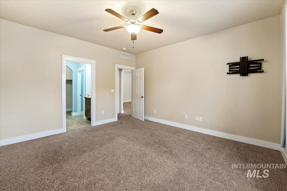 6279 N Maximus Pl Property Photo 7