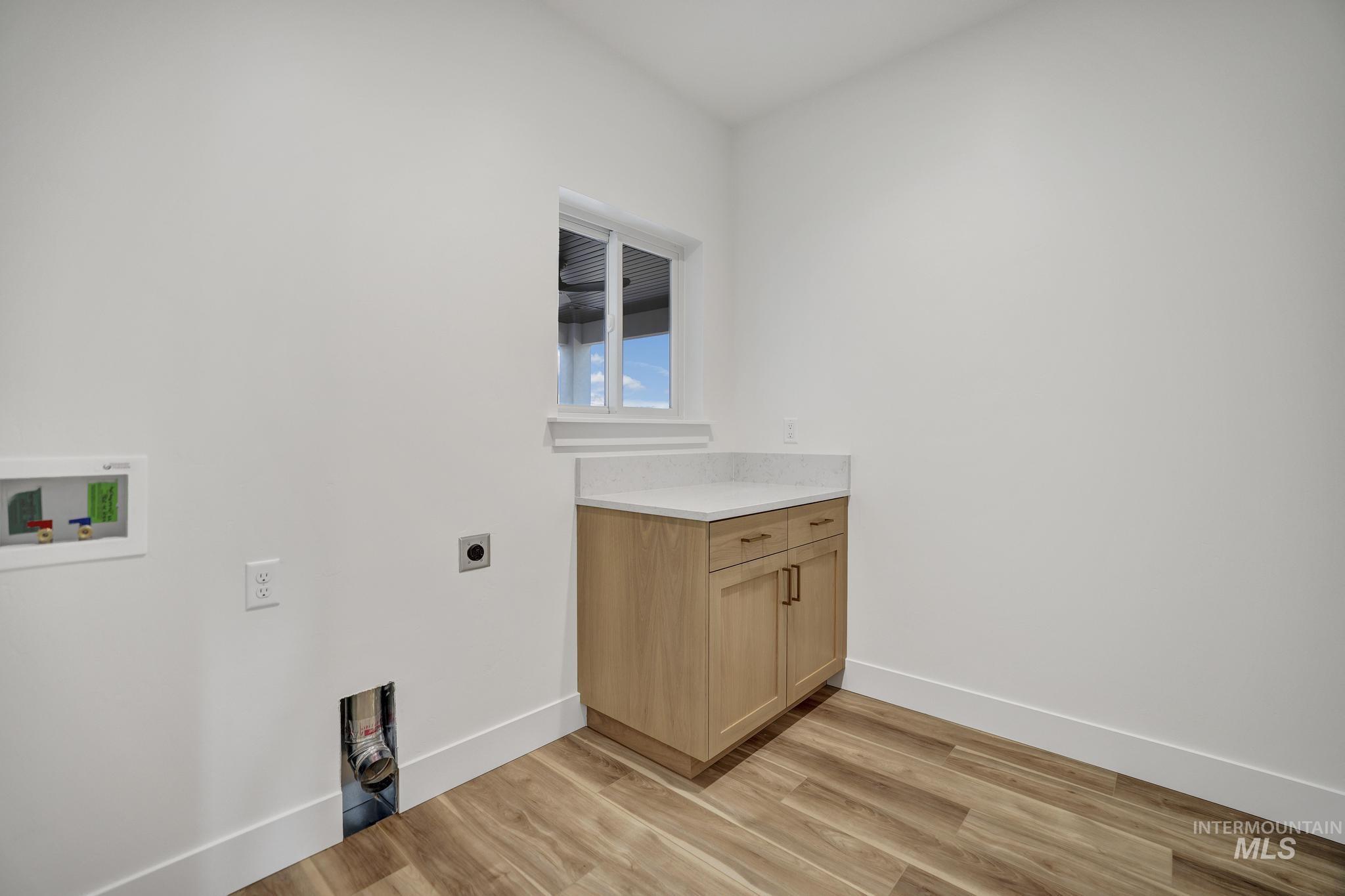 696 Full Moon Way Property Photo 39