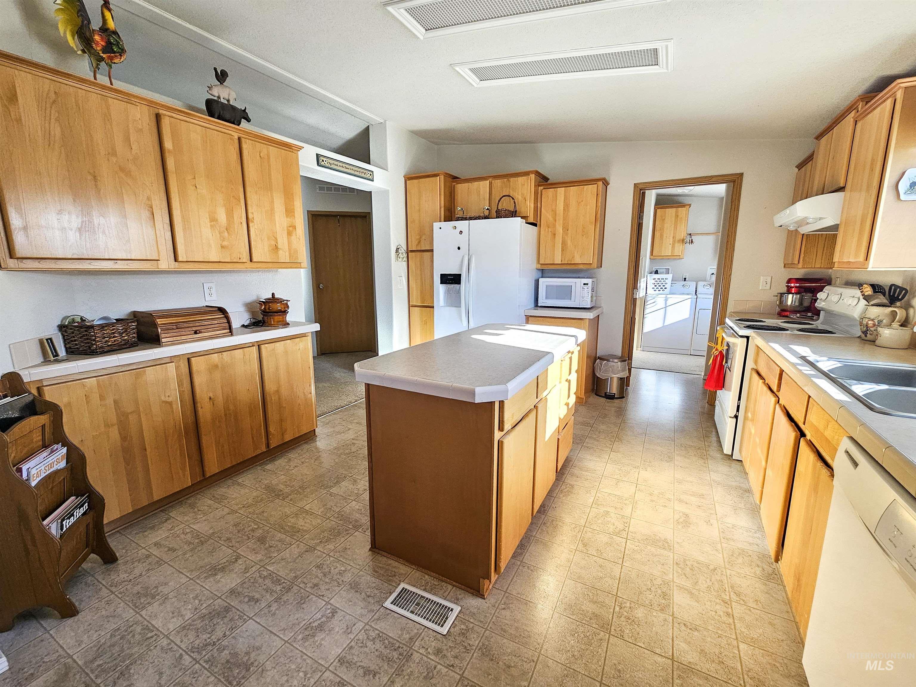 2115 6th Avenue Property Photo 13