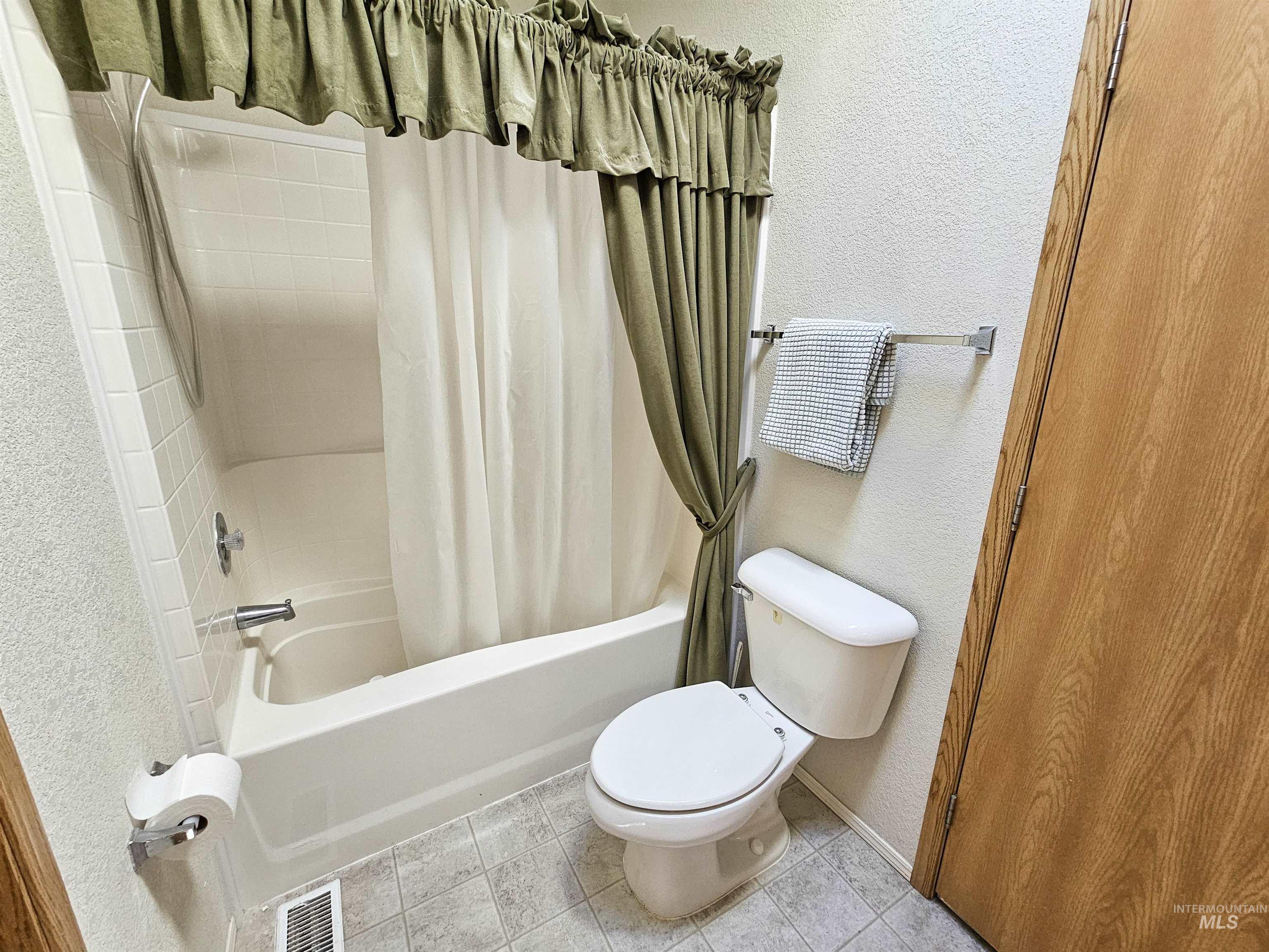 2115 6th Avenue Property Photo 29