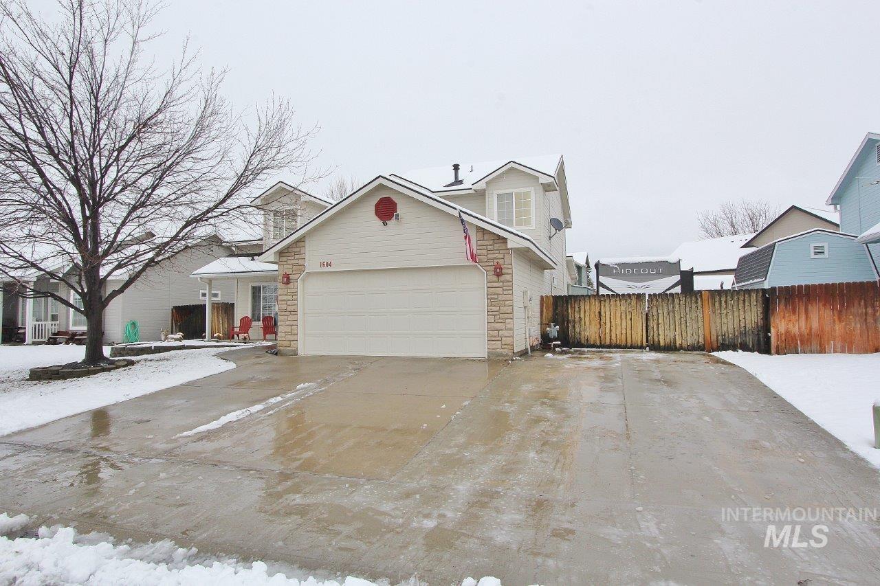 1604 N Buckler Way Property Photo 2