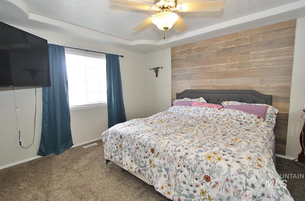 1604 N Buckler Way Property Photo 11