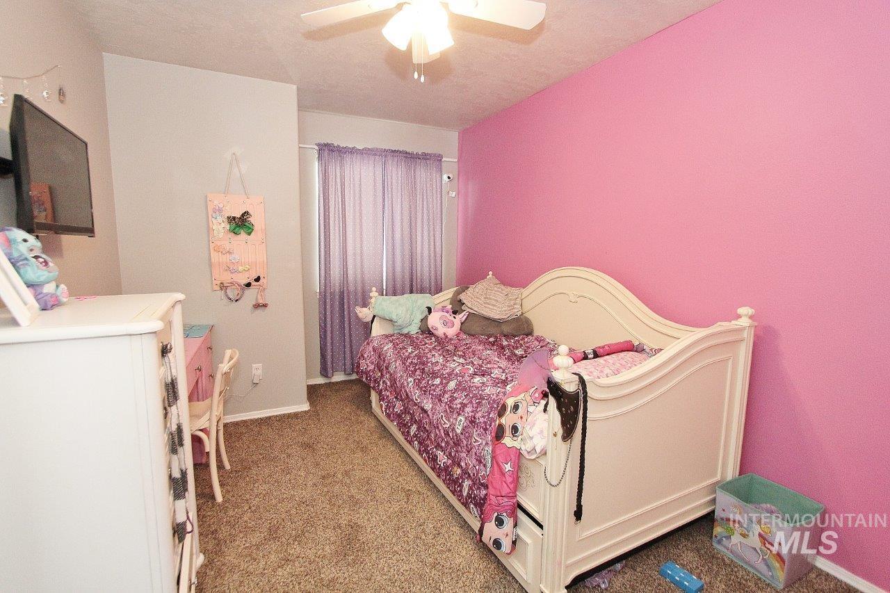 1604 N Buckler Way Property Photo 17