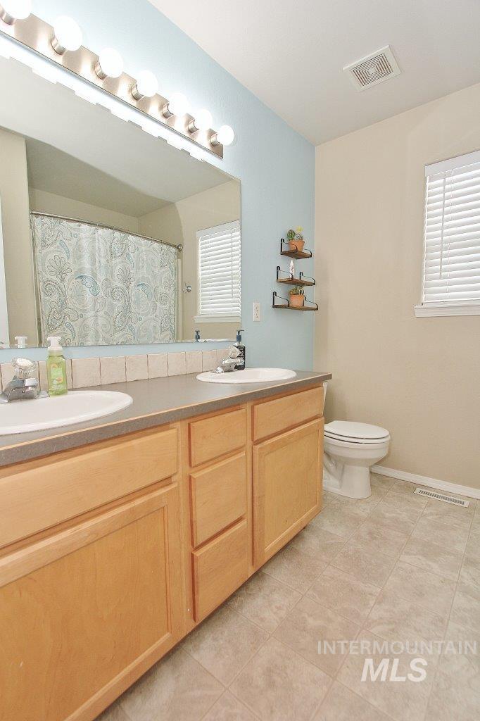 1604 N Buckler Way Property Photo 19