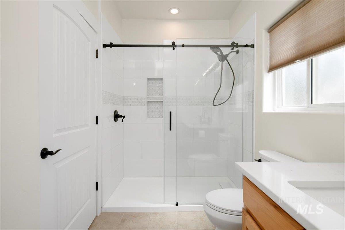 21246 Oakwood Drive Property Photo 23