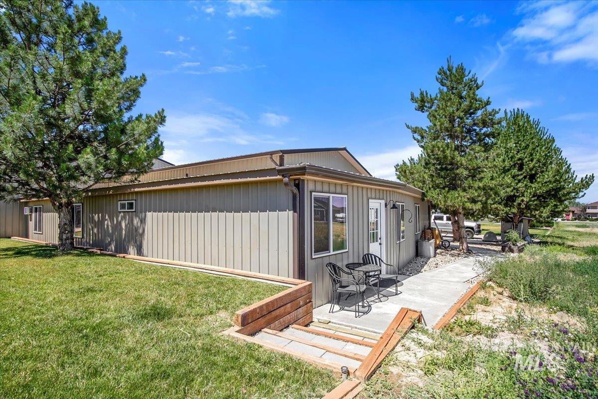 21246 Oakwood Drive Property Photo 28