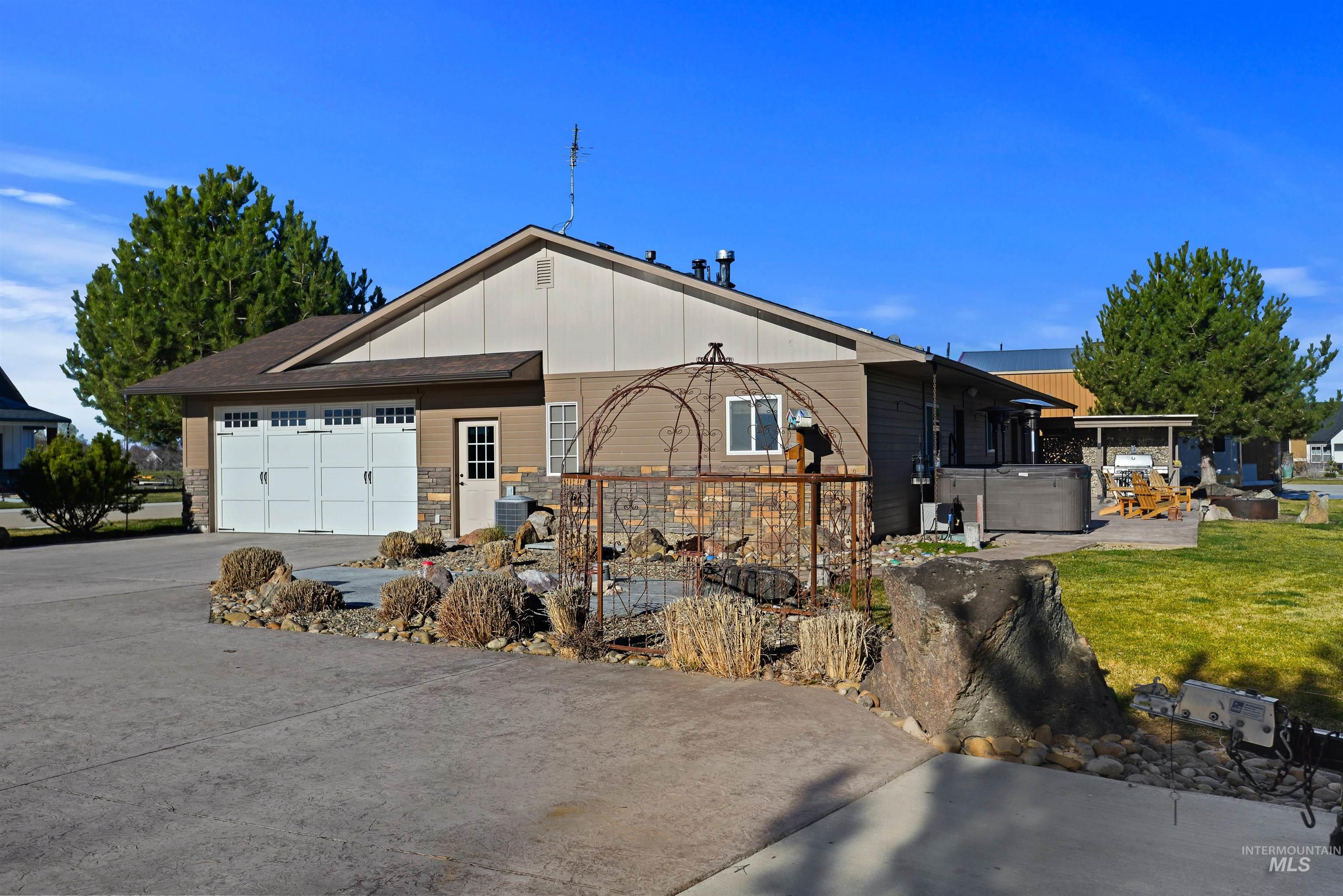 21246 Oakwood Drive Property Photo 38