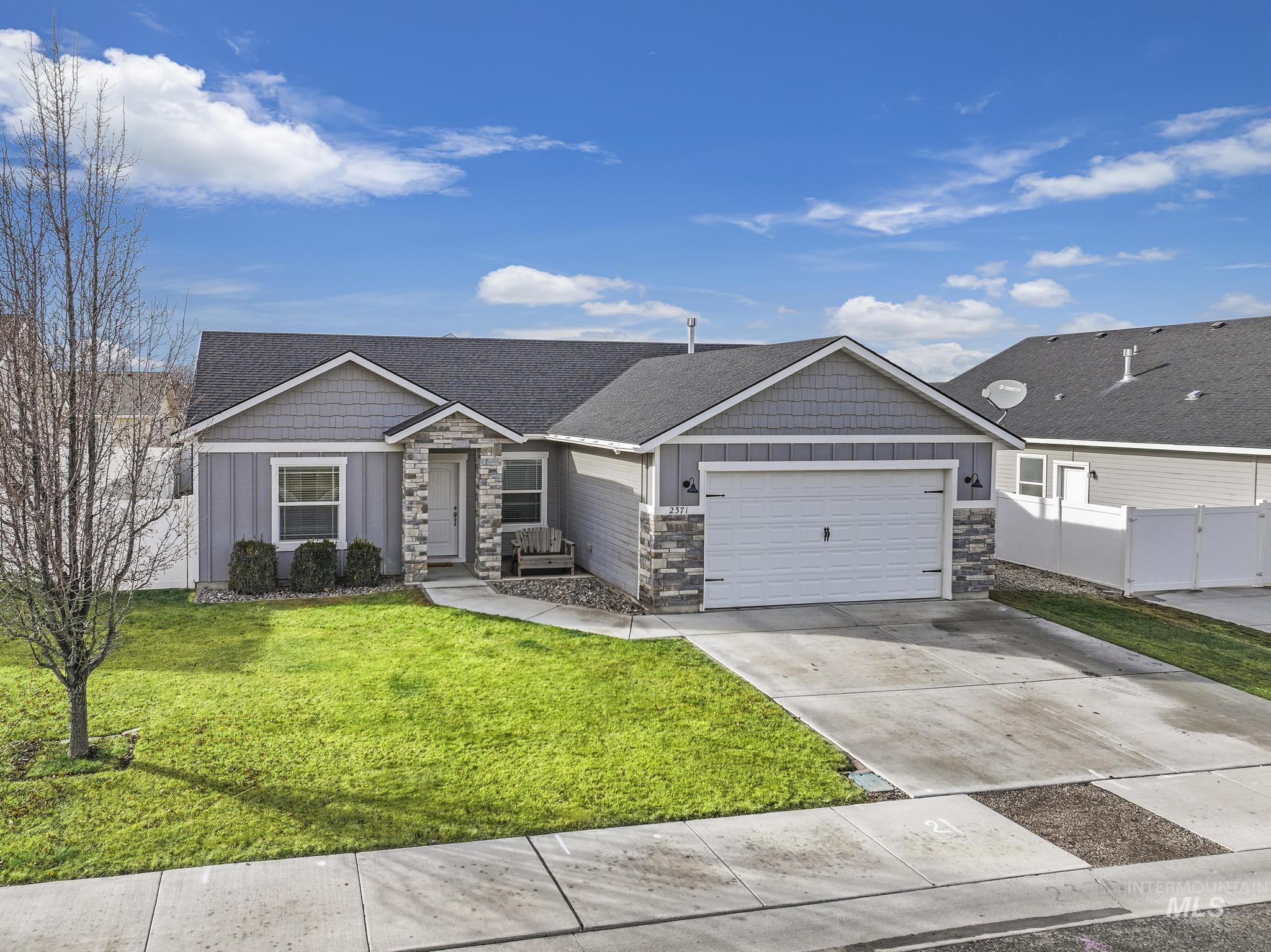 2371 Home Place St Property Photo 1