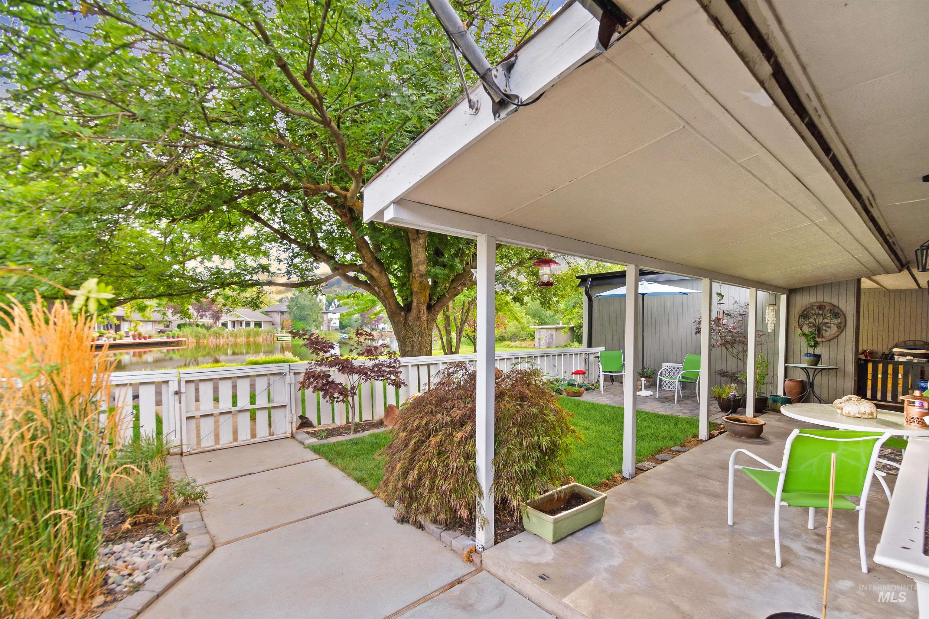 6881 W State Street Property Photo 4