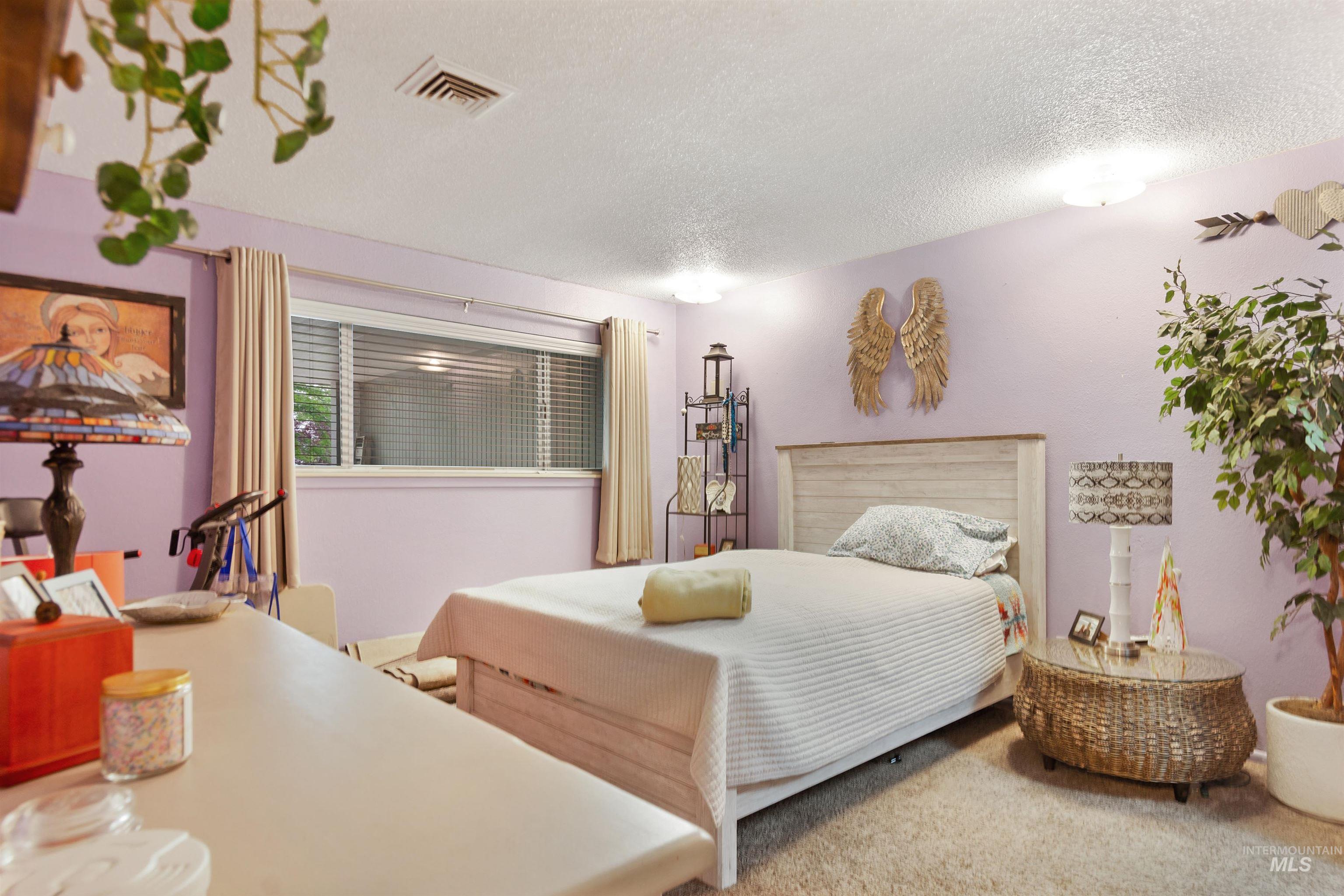 6881 W State Street Property Photo 17