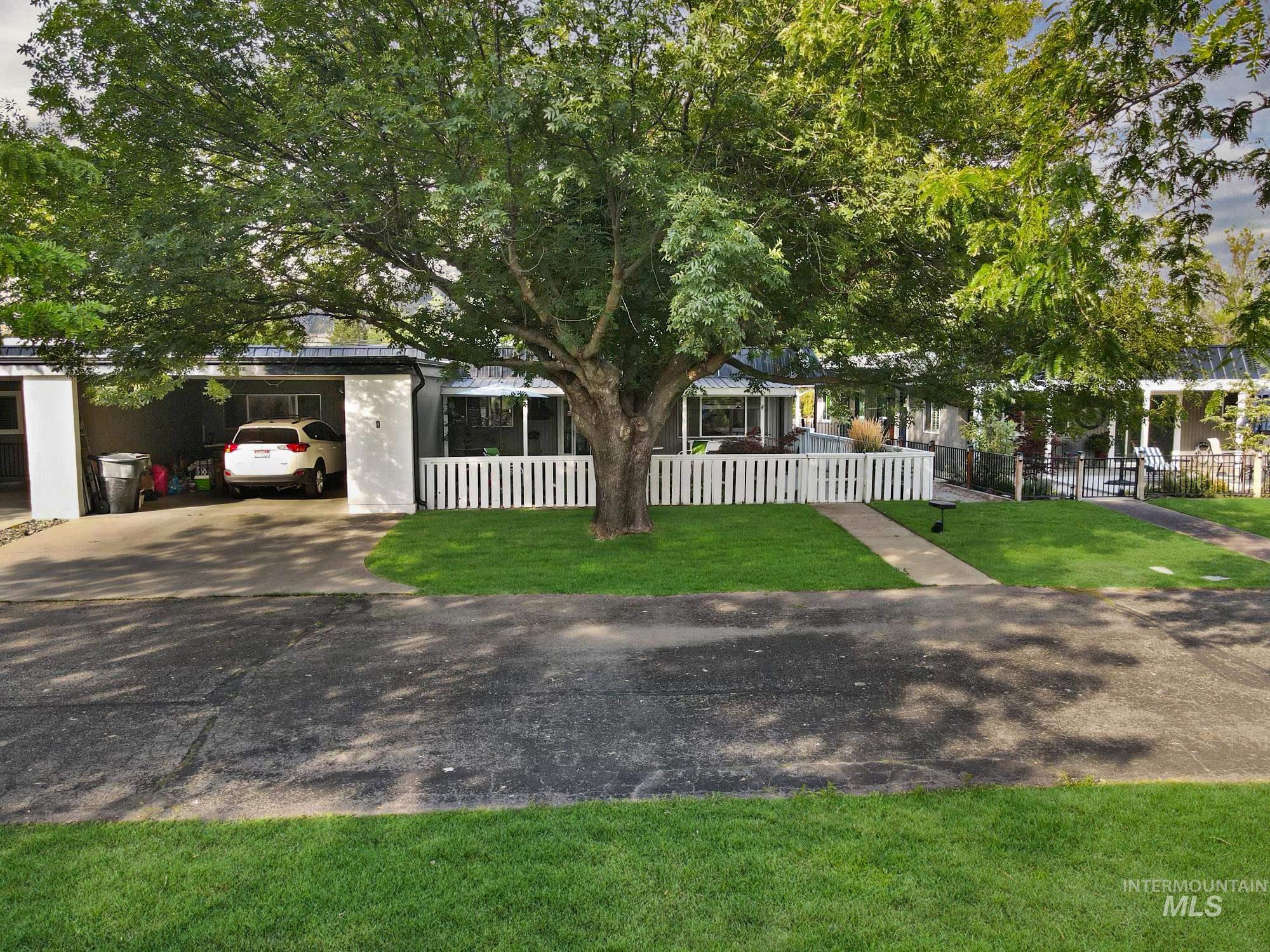 6881 W State Street Property Photo 26