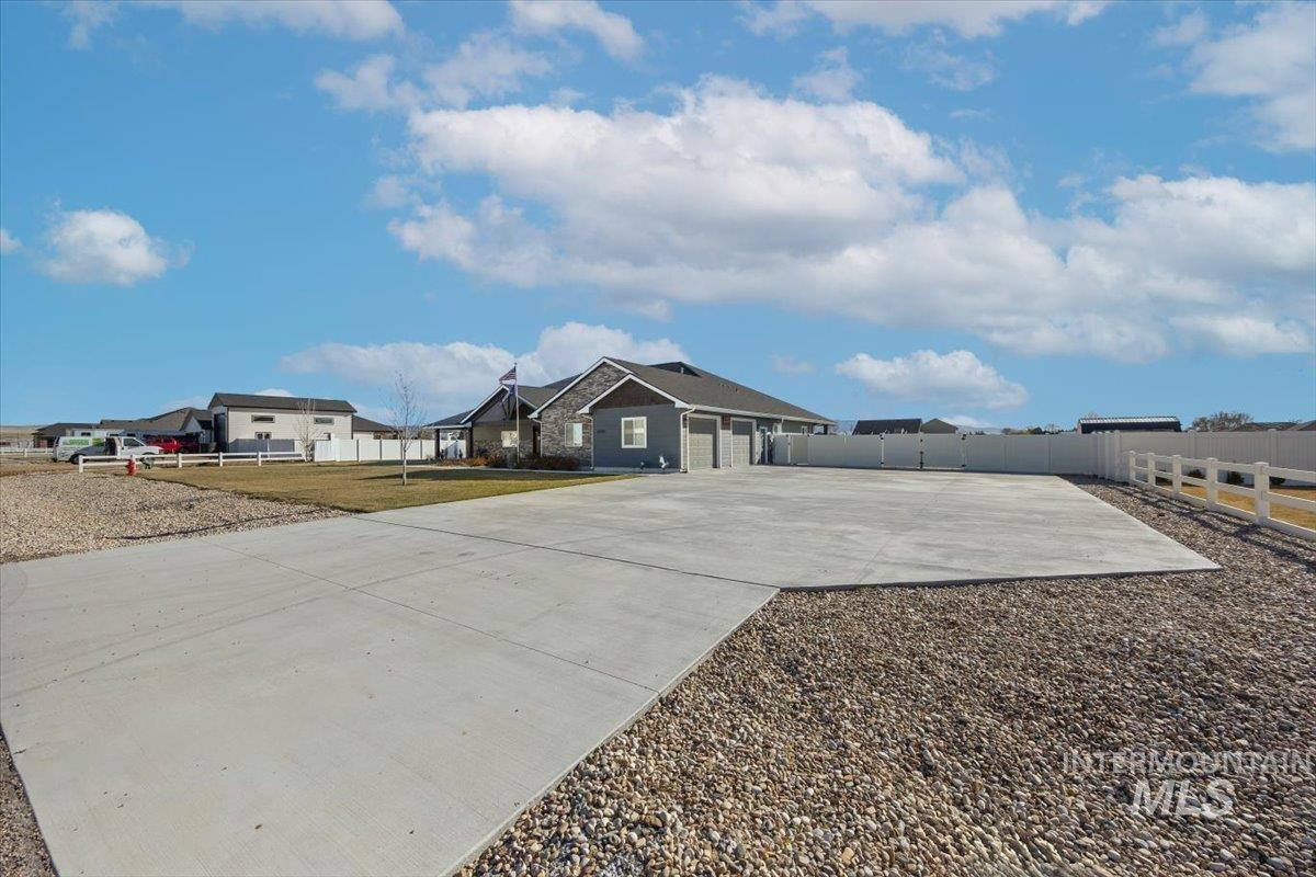 4345 Nw Purple Sage Cir Property Photo 4