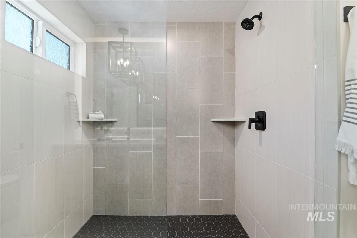 2133 E Reem Dr Property Photo 35