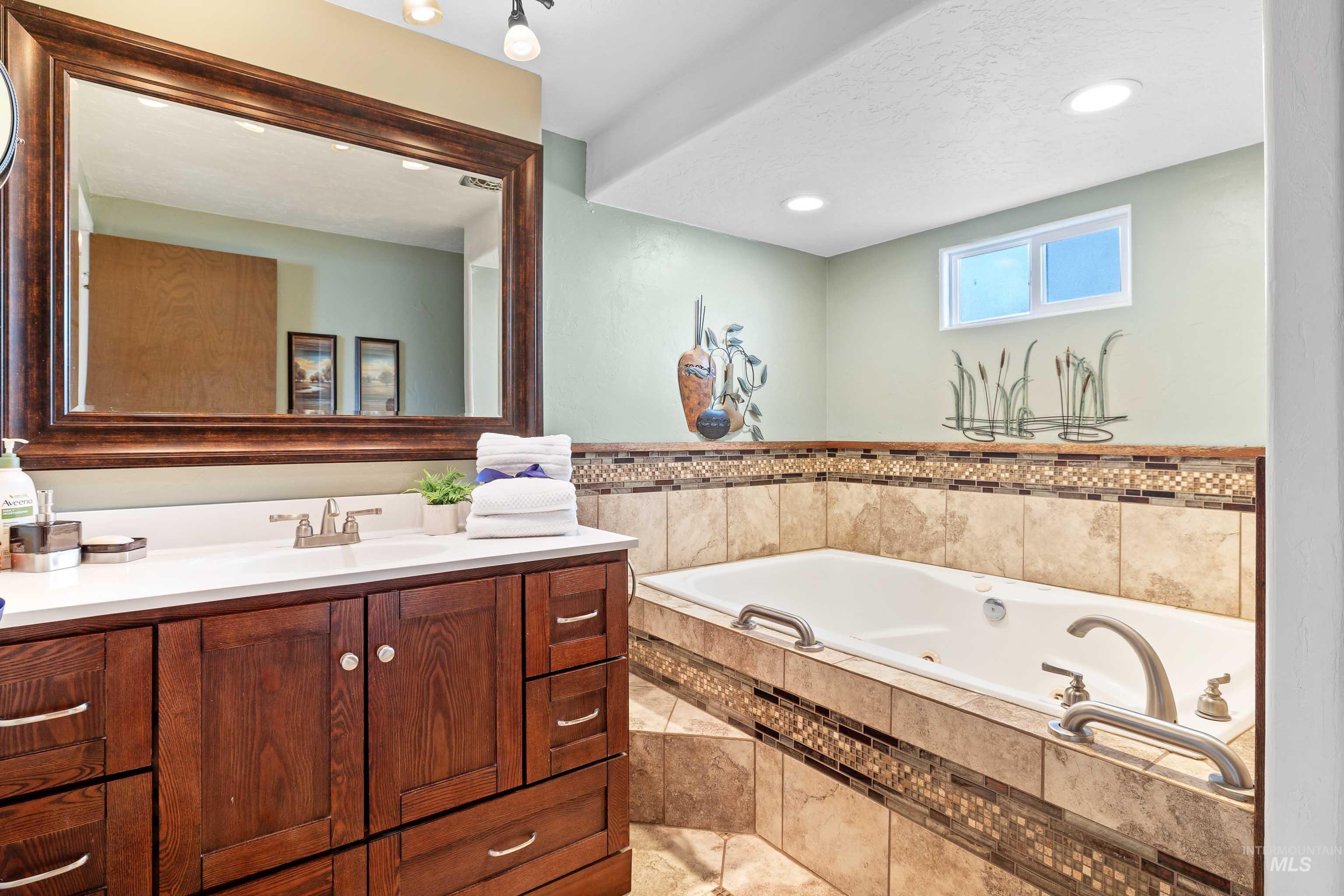3617 N 3225 E Property Photo 20