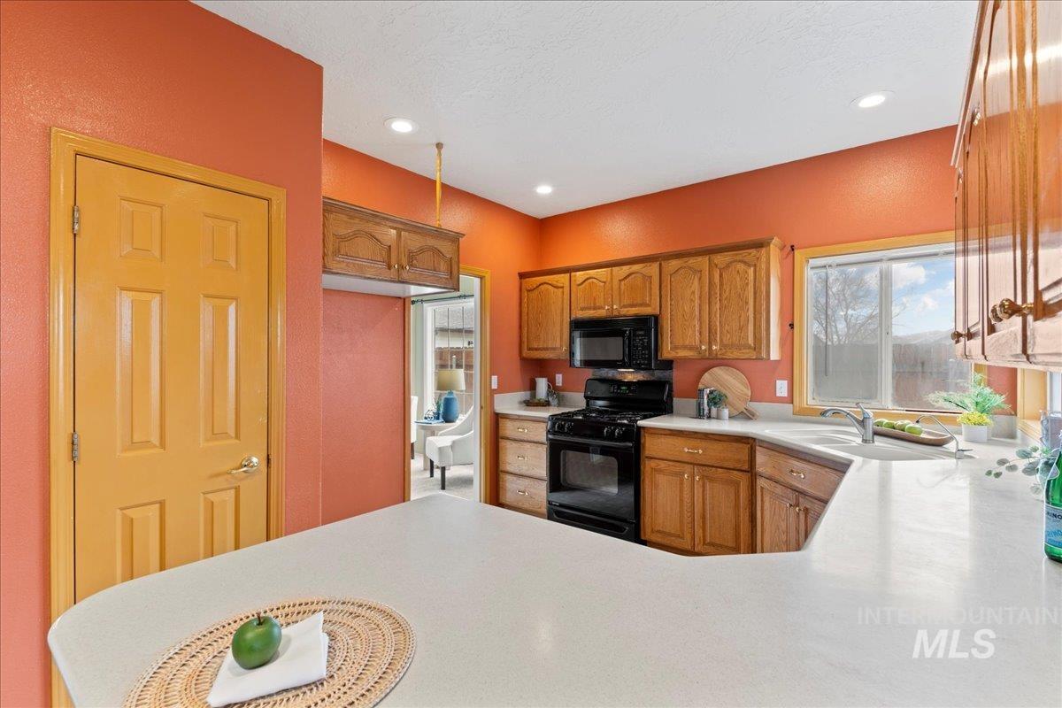 1875 Bishop Ct Property Photo 12