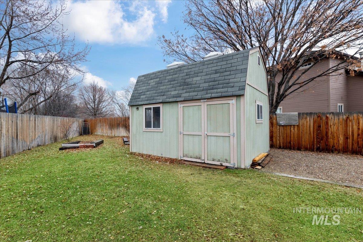 1875 Bishop Ct Property Photo 34