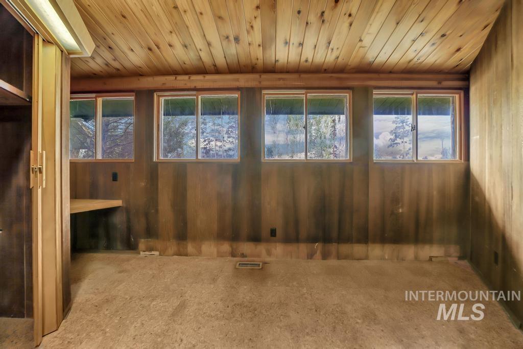 3625 N 3475 E Property Photo 21