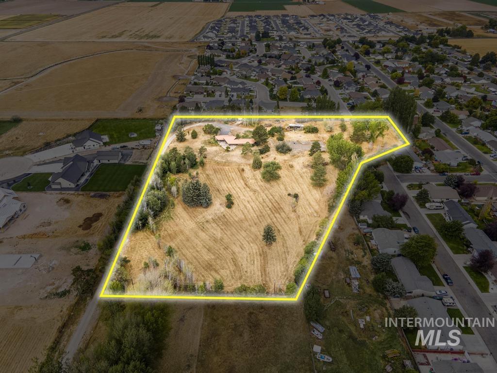 3625 N 3475 E Property Photo 27