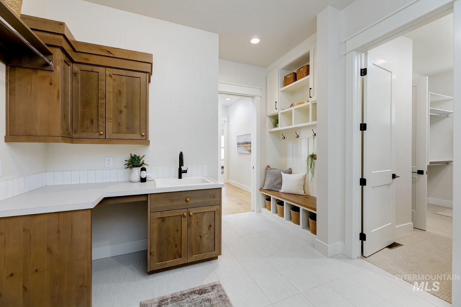 641 Watkins Street Property Photo 2
