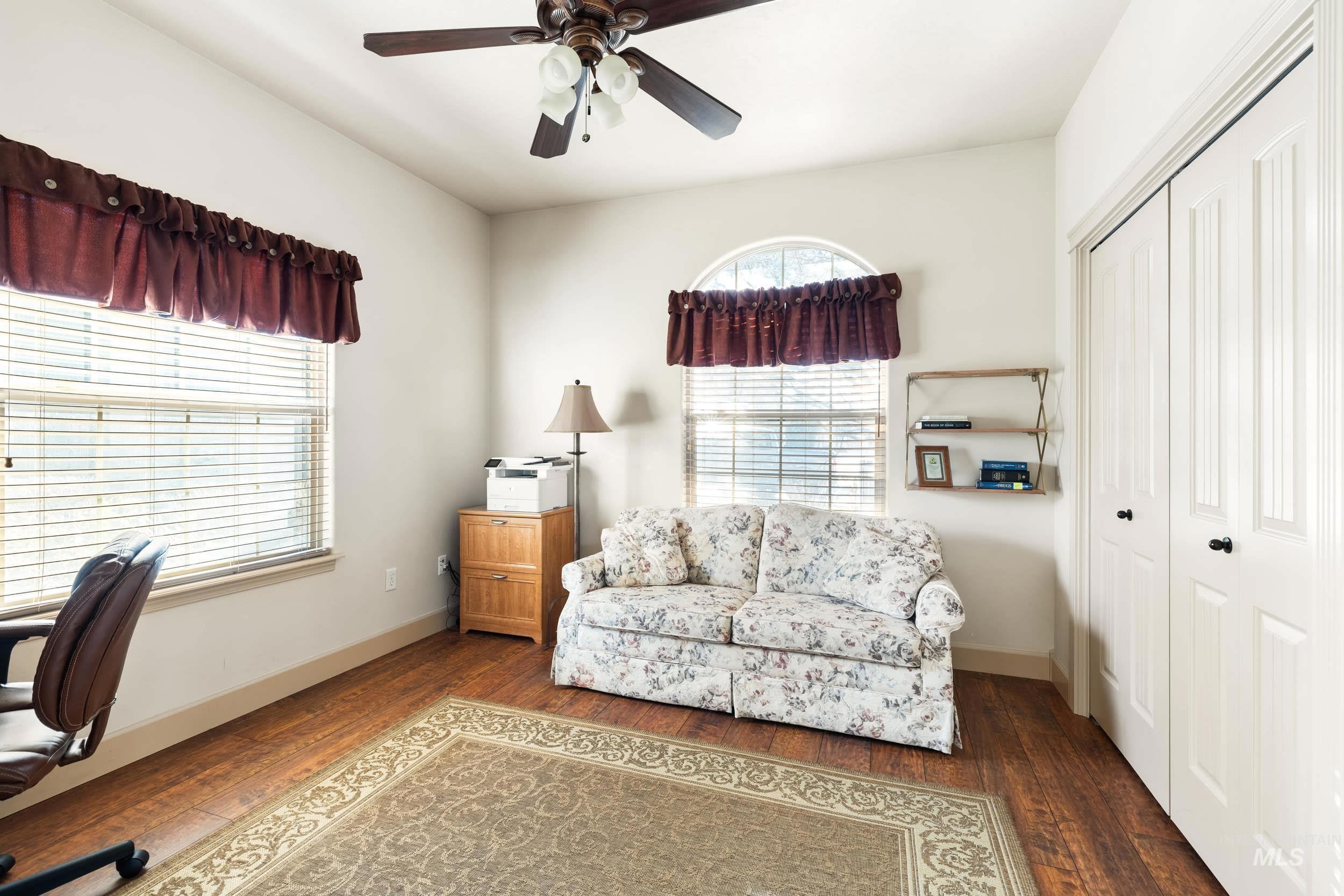 2596 E Summer Dawn St Property Photo 14