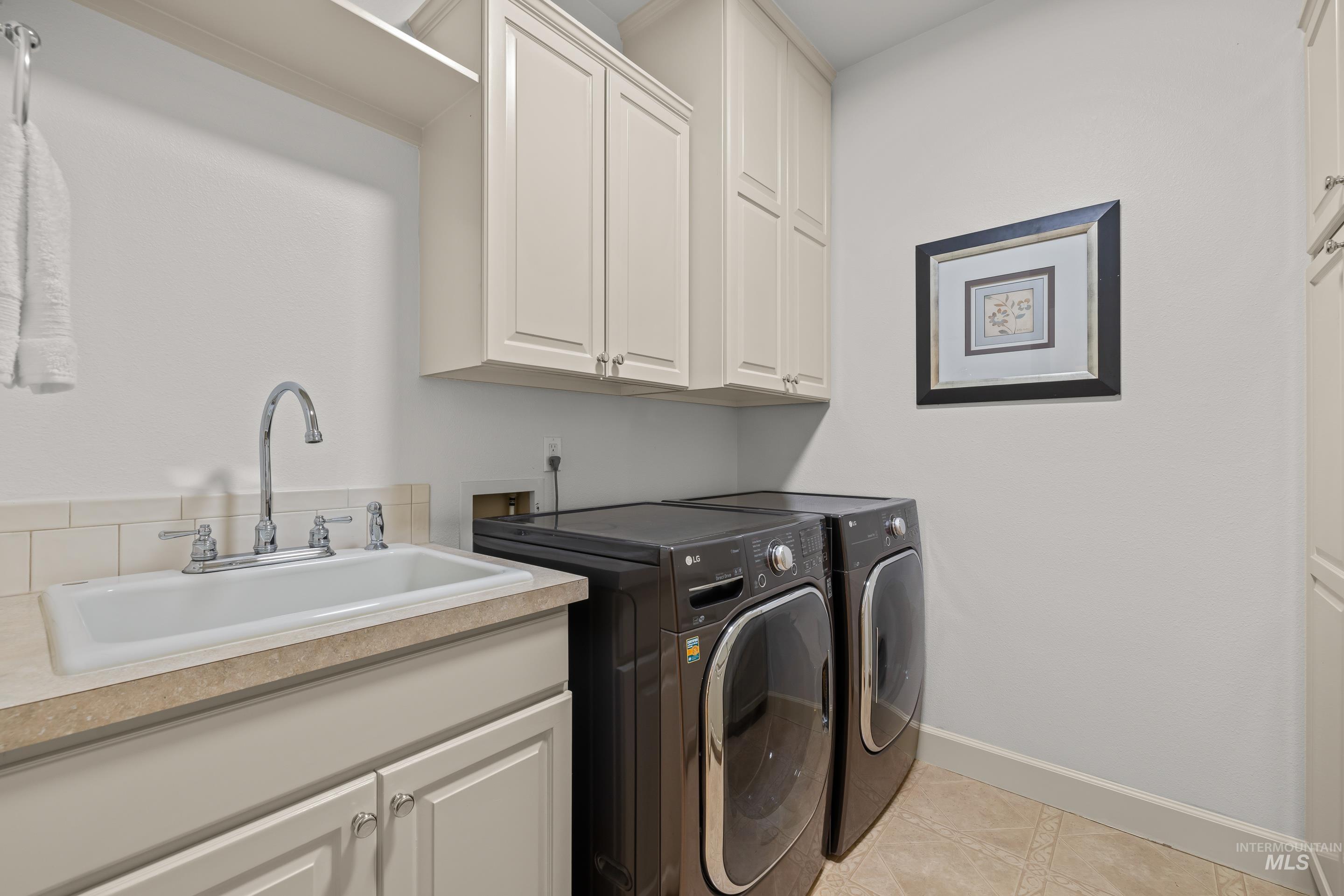4063 S Mill Site Property Photo 20
