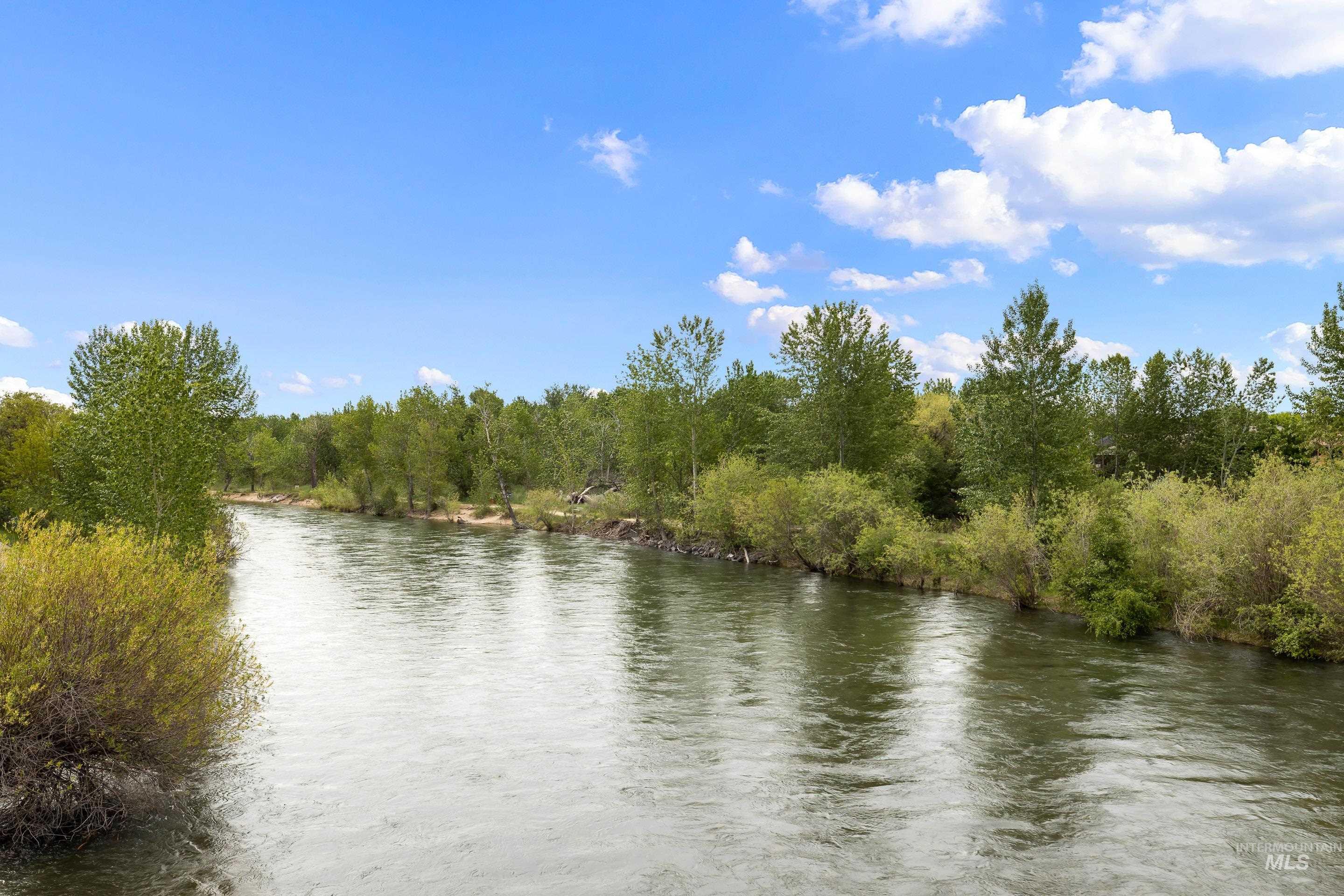 4063 S Mill Site Property Photo 43