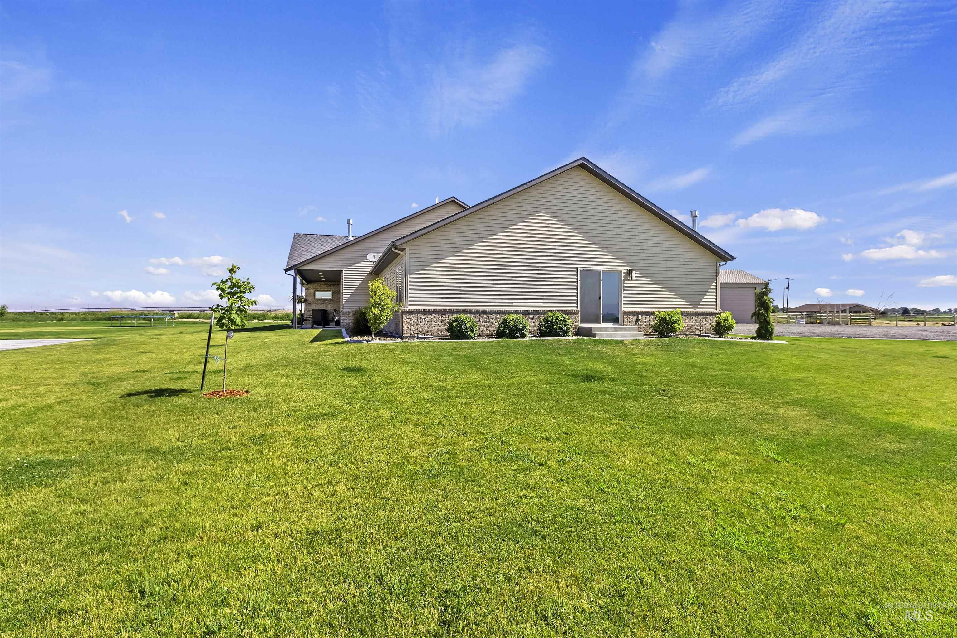 2851 S 1700 E Property Photo 42
