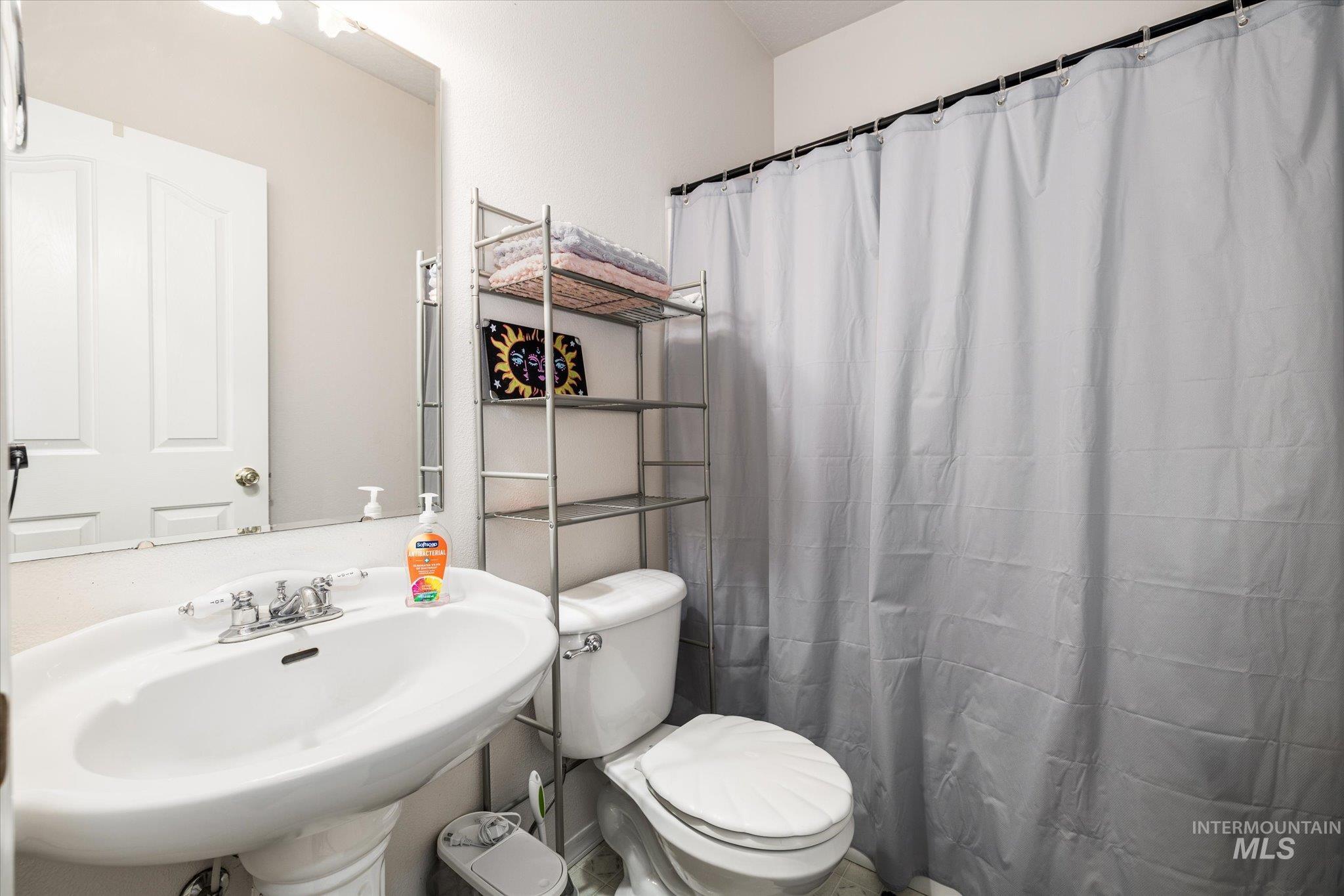 904 Muirfield Ln Property Photo 23