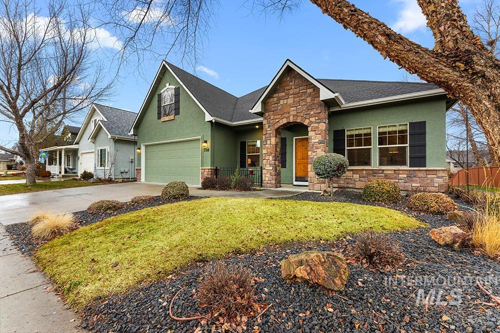 Woodbridge Real Estate Listings Main Image