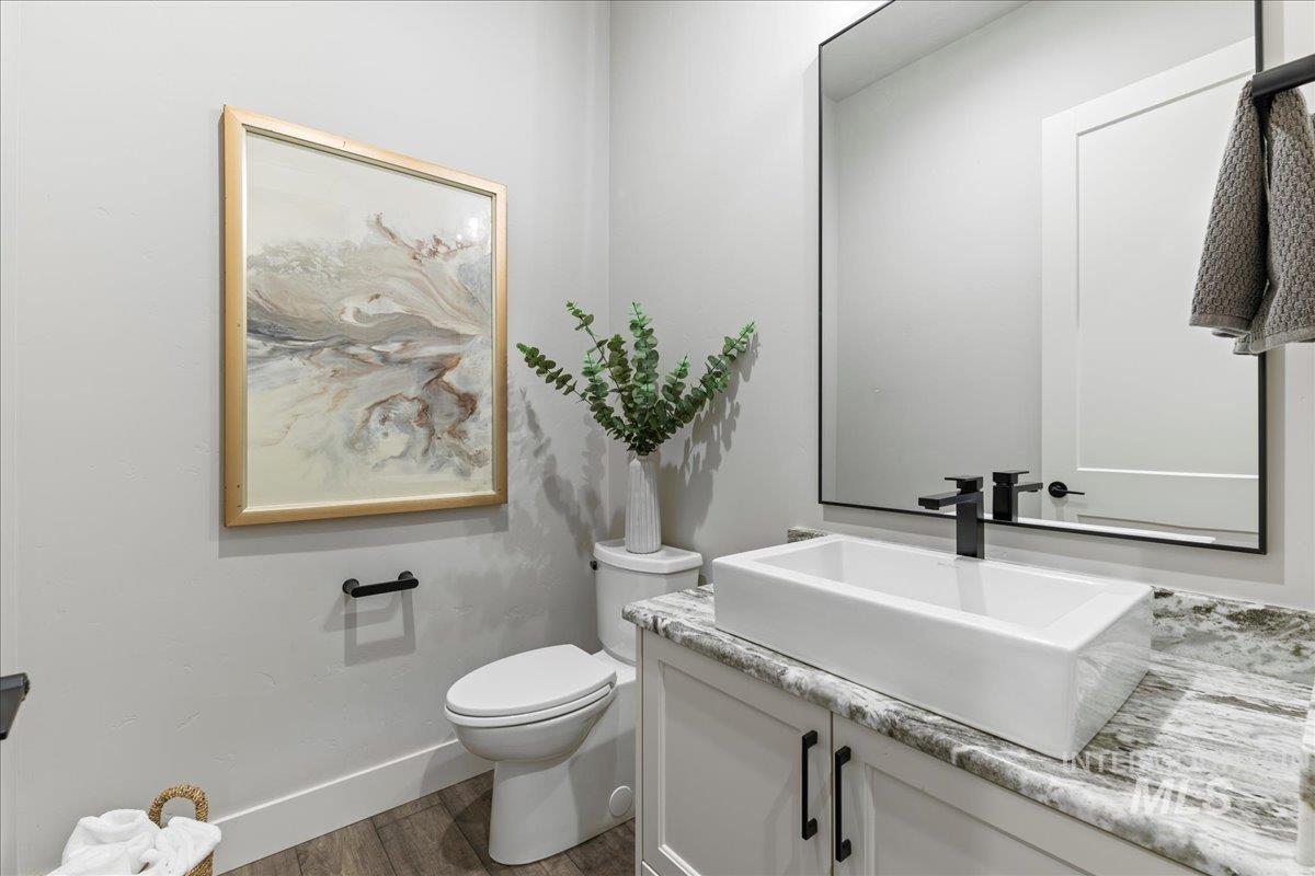6872 N Valley Breeze Avenue Property Photo 37