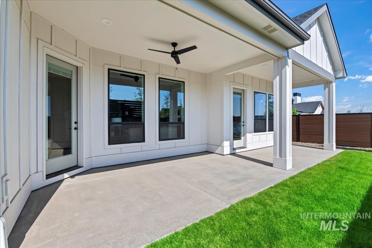 6872 N Valley Breeze Avenue Property Photo 38
