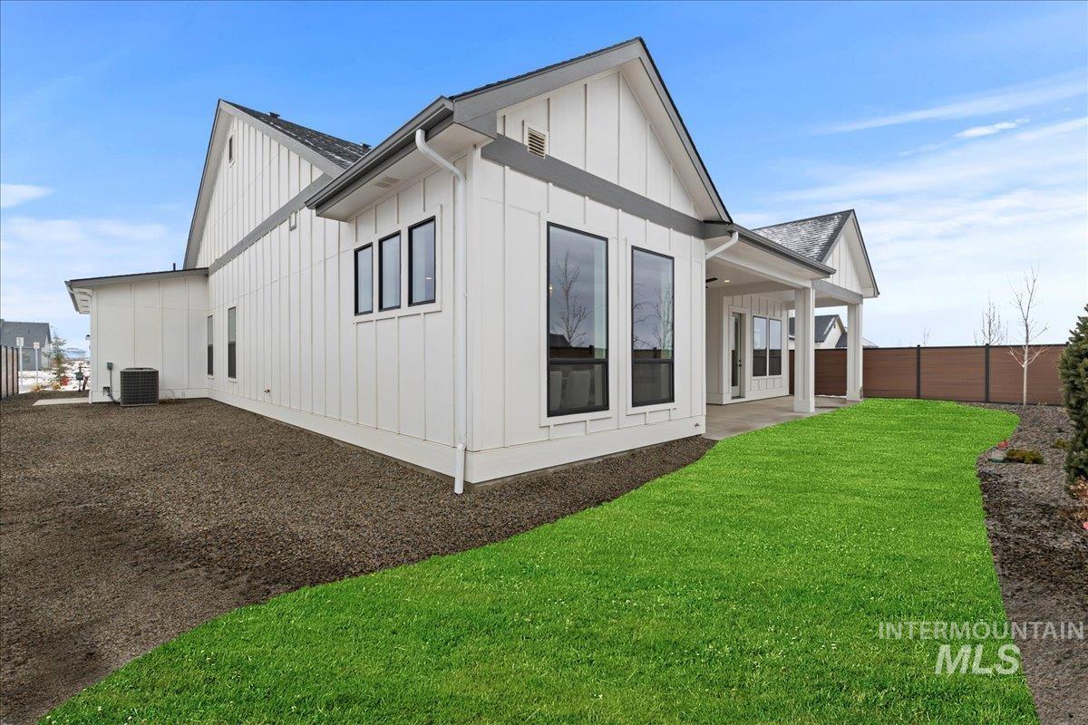 6872 N Valley Breeze Avenue Property Photo 44