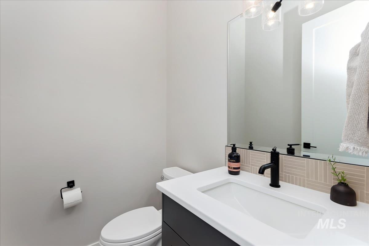 6875 W Piaffe St Property Photo 8