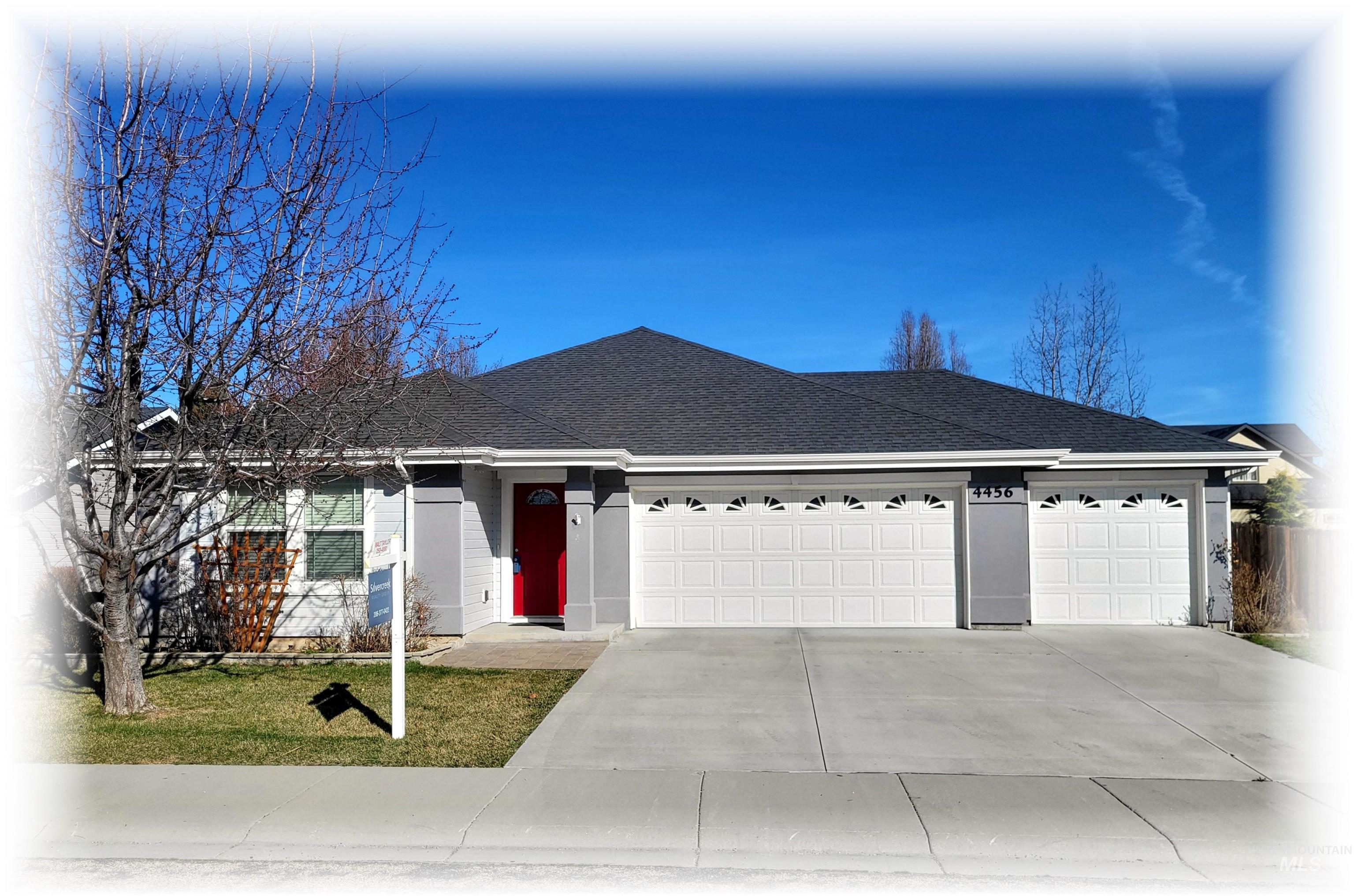 4456 N Weston Ave Property Photo 1