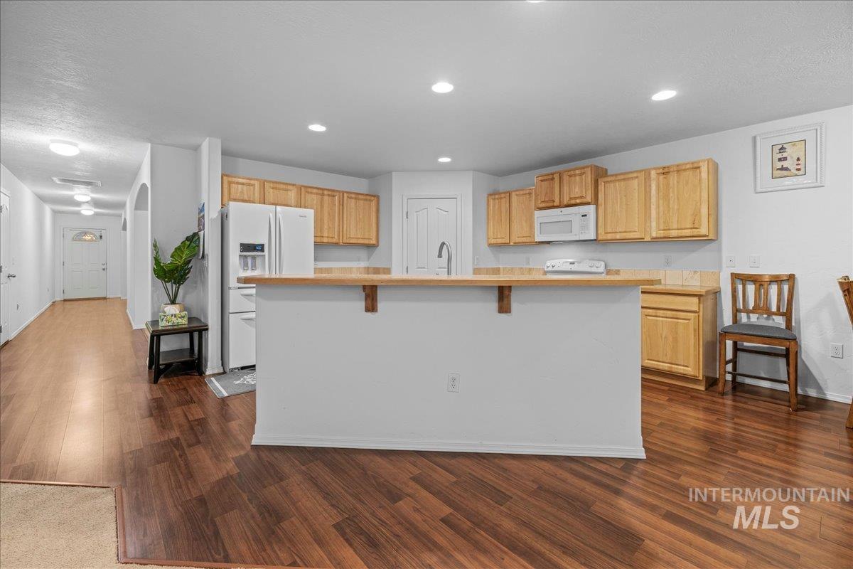 4456 N Weston Ave Property Photo 3