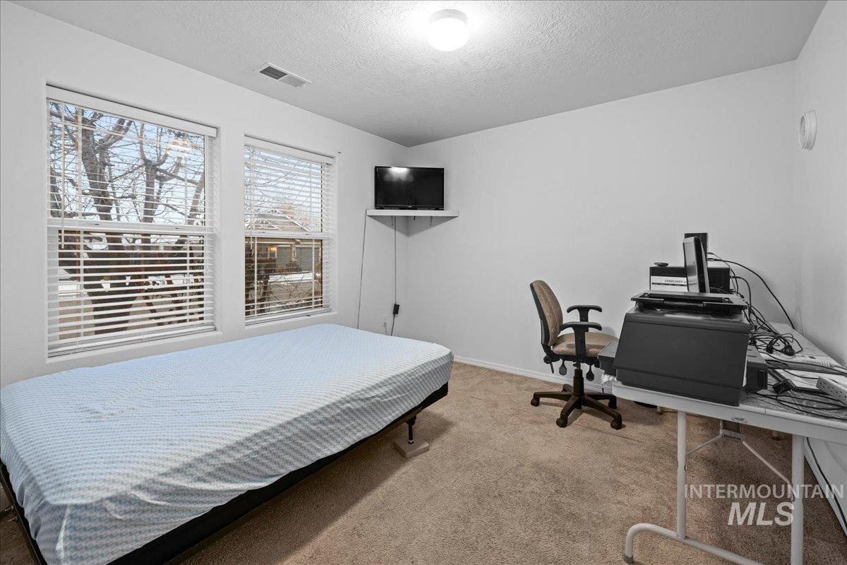 4456 N Weston Ave Property Photo 17