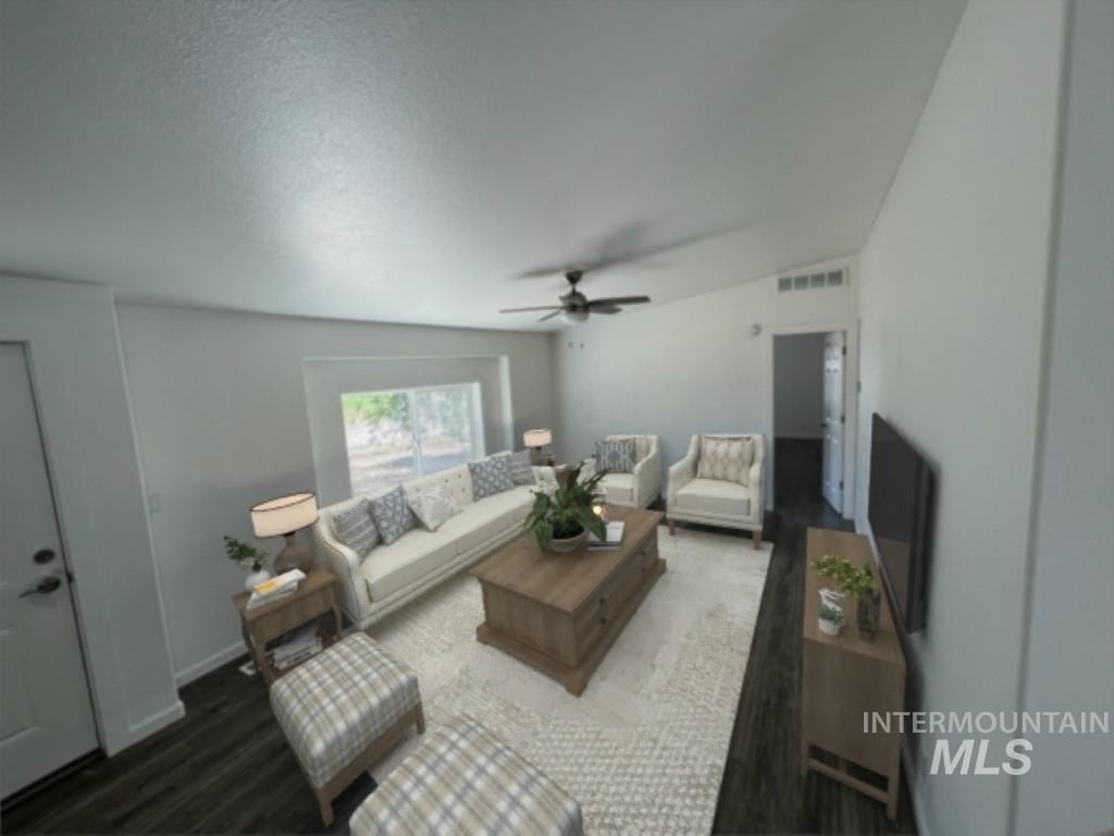 2940 1st Lane E Property Photo 4