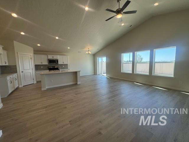 10211 Bellevue Ridge St Property Photo 7