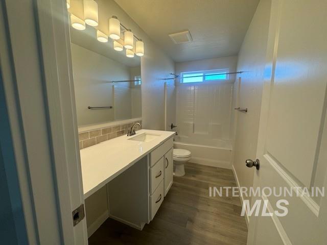 10211 Bellevue Ridge St Property Photo 14