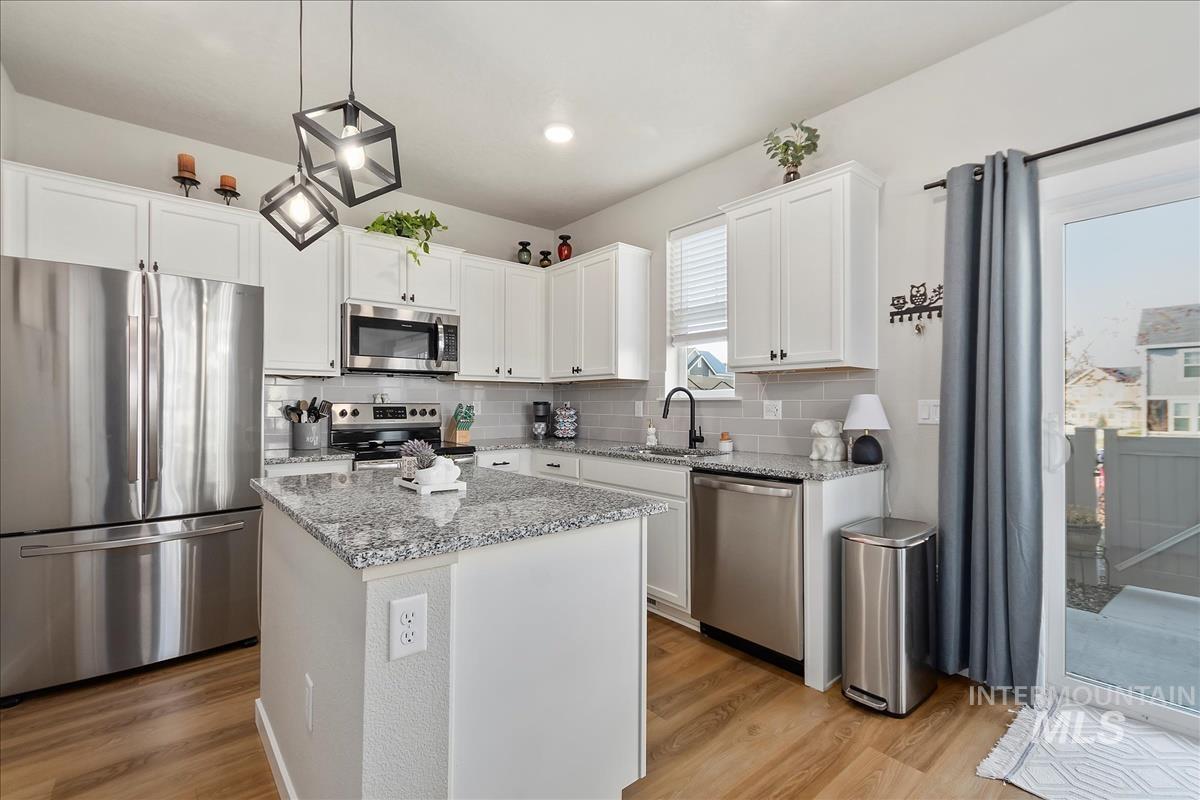 5938 S Jessenia Ln Property Photo 1