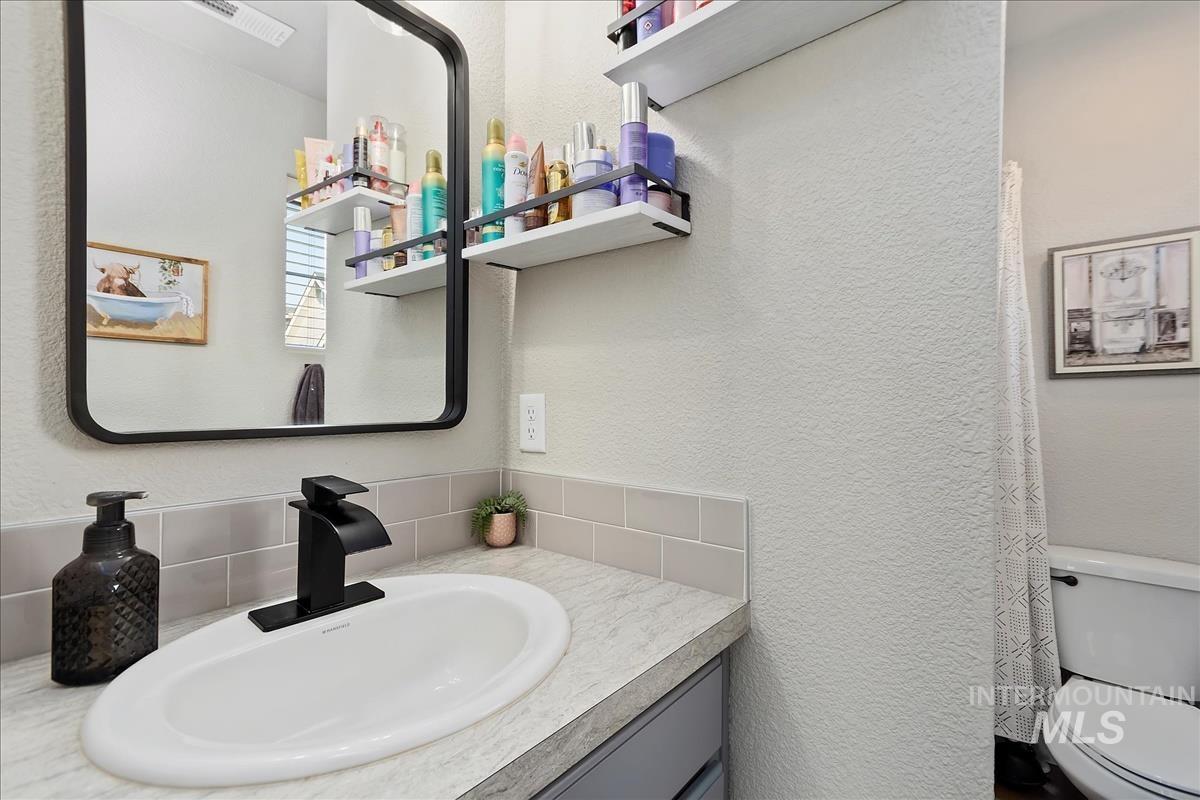 5938 S Jessenia Ln Property Photo 17