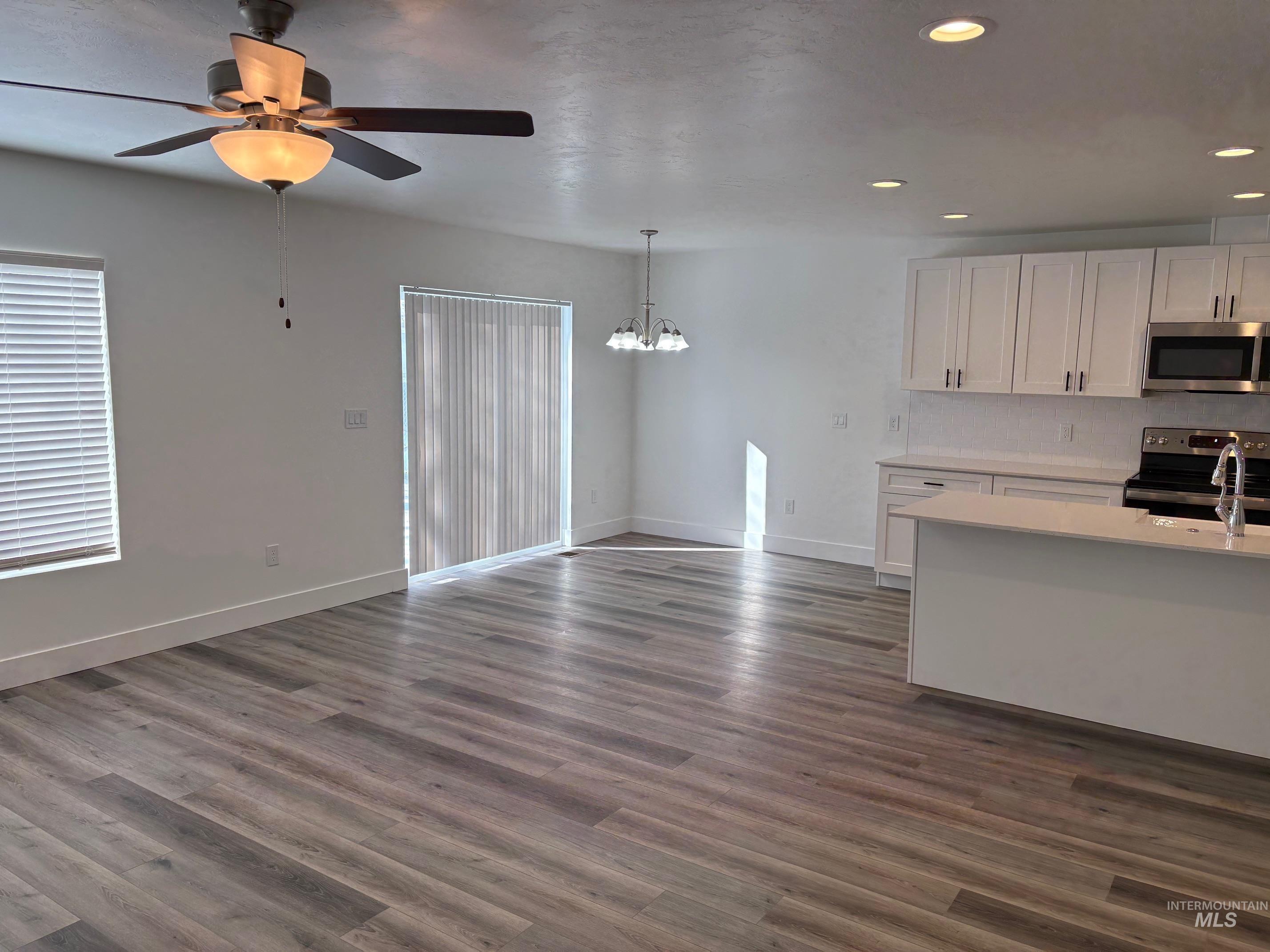 2017 E Hulk Lane Property Photo 11