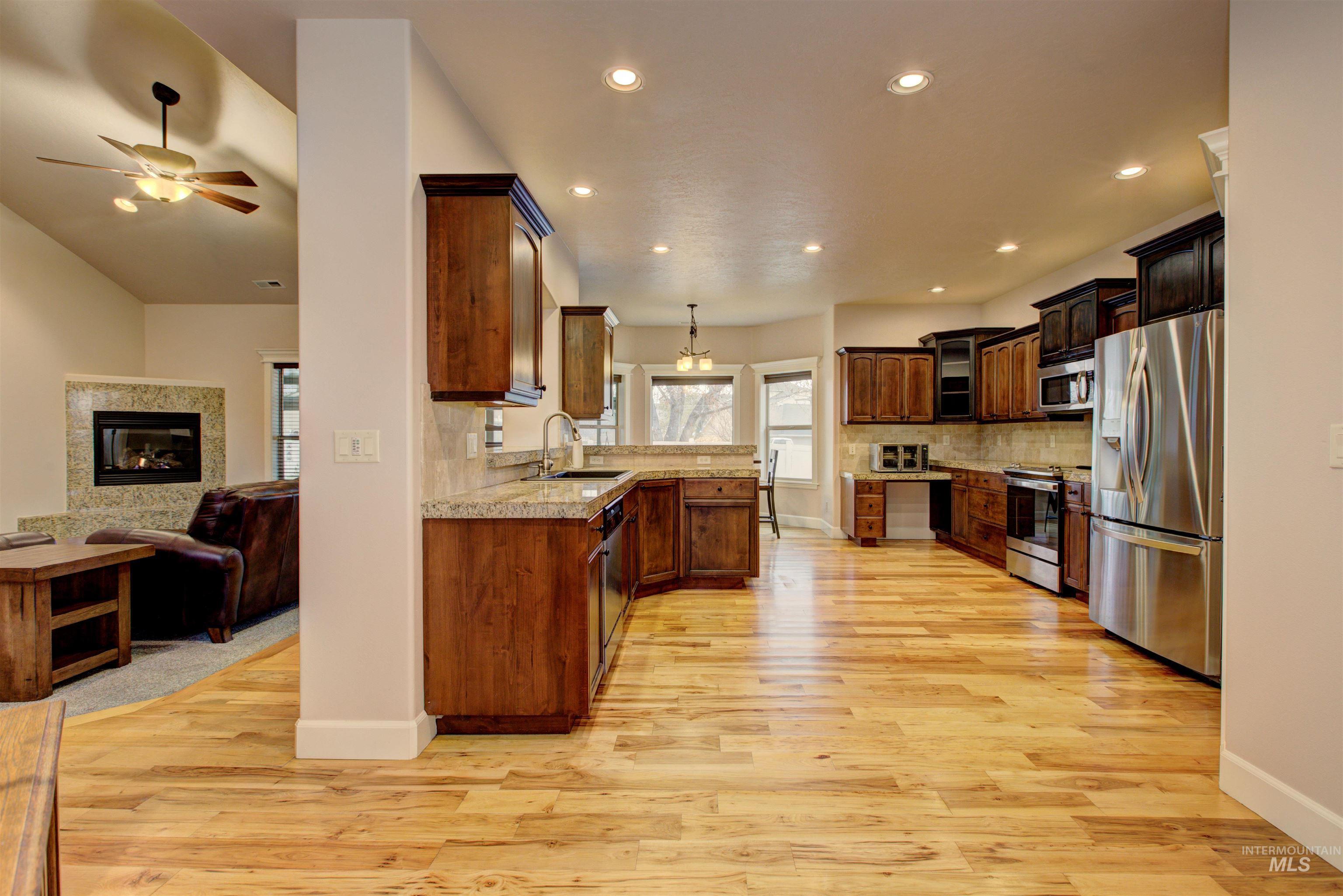 11732 W Raul St Property Photo 25